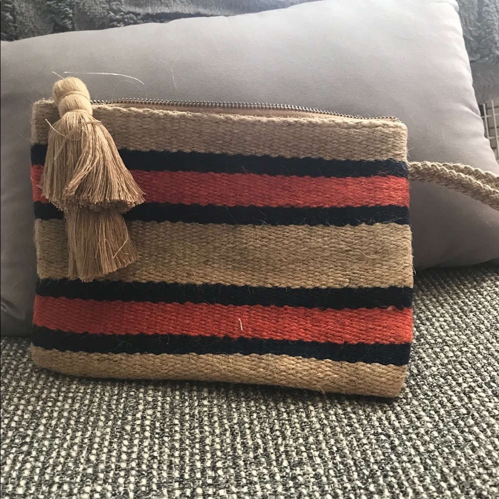 Large wristlet - Picture 2 of 3